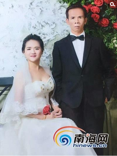 　　“其他人可以原谅，但是办理冤案的人应该被追责。”黄家光说，“只有办理冤案的人员被处理，我心里才舒服。”图为黄家光的结婚照。