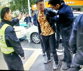 男子驾车途中毒瘾发作 注射后昏睡路口