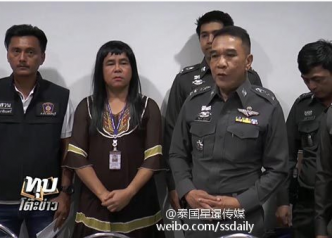 警察为抓捕歹徒，化妆成为女性