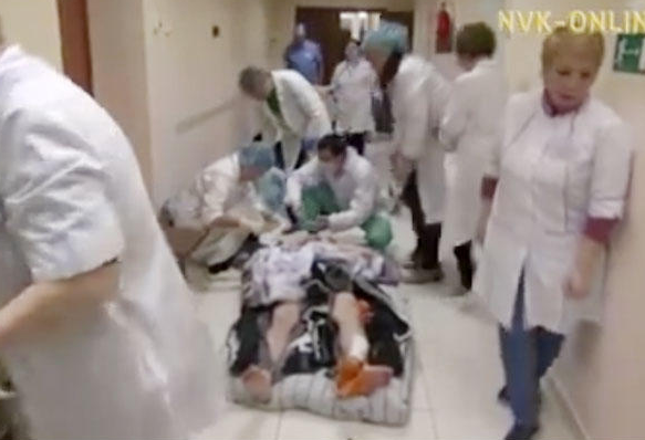 　　机上共有39人，虽然大家都全部生还，但仍有16人还在医院接受紧急治疗。